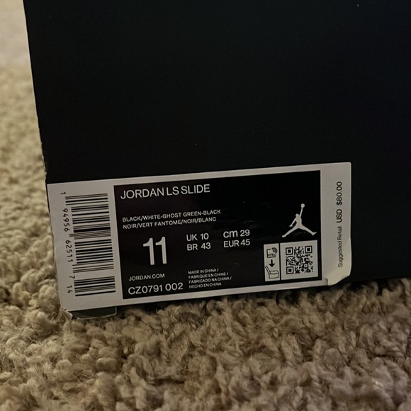 Jordan LS Slides - Picture 2 of 5